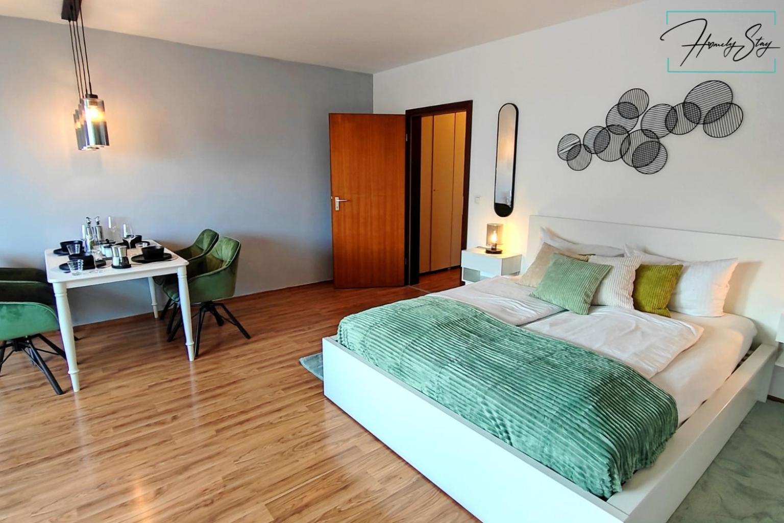 Homely Stay Serenity Greens - Stylisch Studio-Apartment With Kitchen - 10 Min To Central Station, Pet Friendly Munique Exterior foto