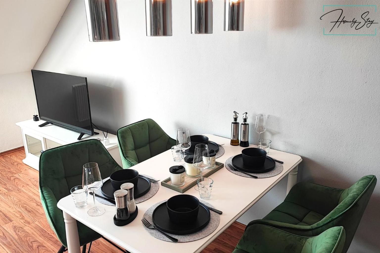 Homely Stay Serenity Greens - Stylisch Studio-Apartment With Kitchen - 10 Min To Central Station, Pet Friendly Munique Exterior foto